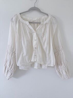 Aerie Peasant Lace Ruffle Boho Balloon Sleeves Cotton Cream Blouse size medium